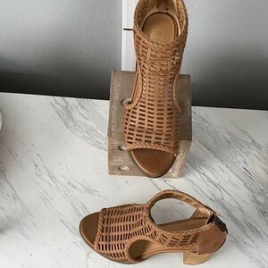 Report Tan Woven Heeled Sandals
